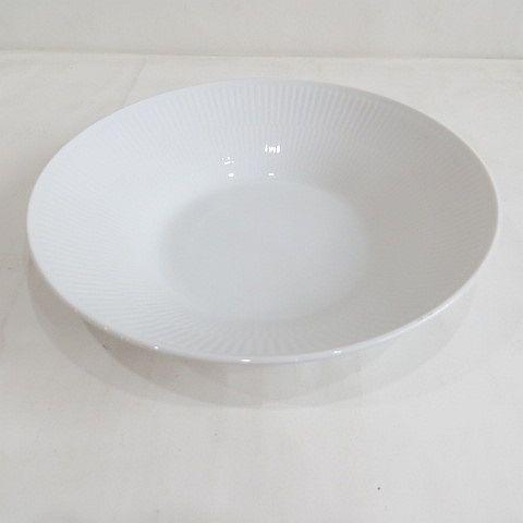 ロイヤルコペンハーゲン ROYAL COPENHAGEN ホワイトフルーテッド 深皿