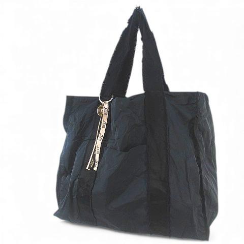 【中古】レッド ヴァレンティノ RED VALENTINO トートバッグ  ゴールドチャーム フリンジ ブラック 黒 イタリア製 レッド ヴァレンティノ RED VALENTINO トートバッグ ゴールドチャーム