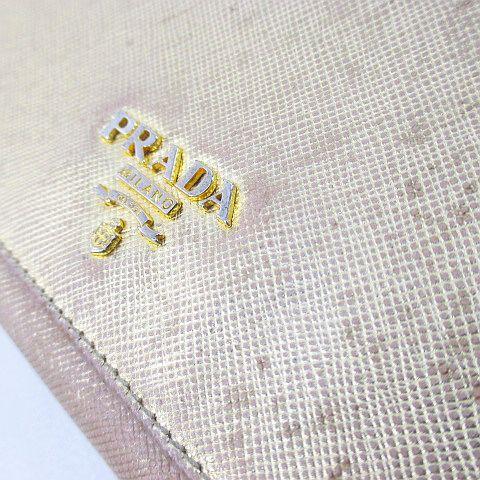 PRADA（プラダ） サフィアーノメタル メタリックゴールドカラー 二