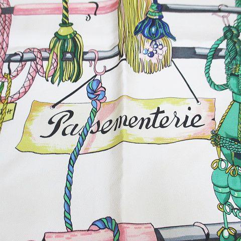 HERMES スカーフ Passementerie タッセル柄 HERMES（エルメス） カレ90 パスマントリー Passementerie 大判