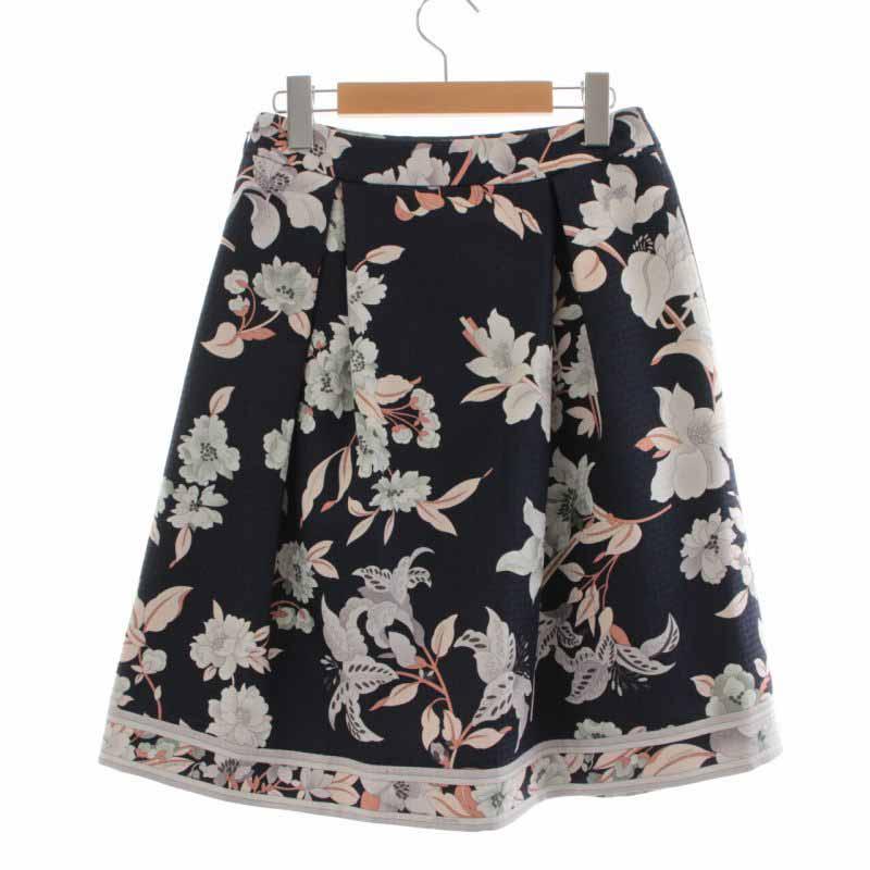 レオナール LEONARD FASHION 近年モデル フレアスカート ひざ丈 花柄