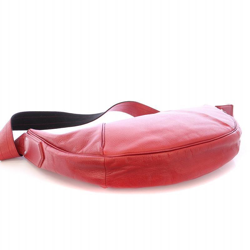 エーケーエム AKM 三日月バック ショルダーバッグ レザー 赤 レッド