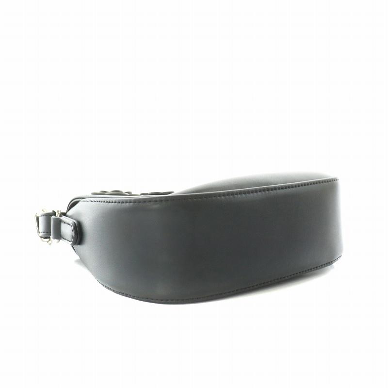 MARY QUANT ブラックハンドバッグ フラワーモチーフ MARY QUANT フラワーモチーフ ハンドバッグ