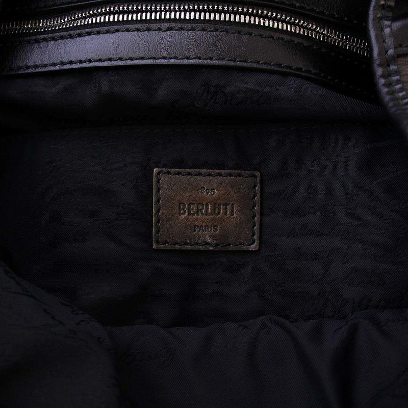 ベルルッティ Berluti カリグラフィ デイ アウト スクリットレザー