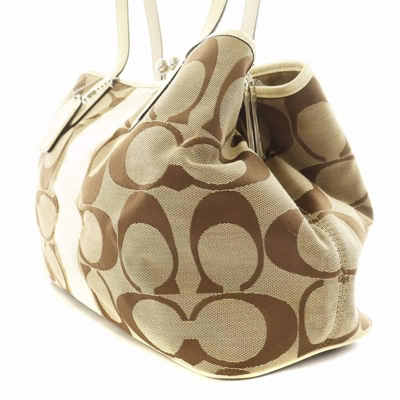 コーチ がま口バッグ シグネチャー ベージュ ゴールド　パーティーバック 中古・古着通販】COACH (コーチ) COACH シグネチャー がま口財布