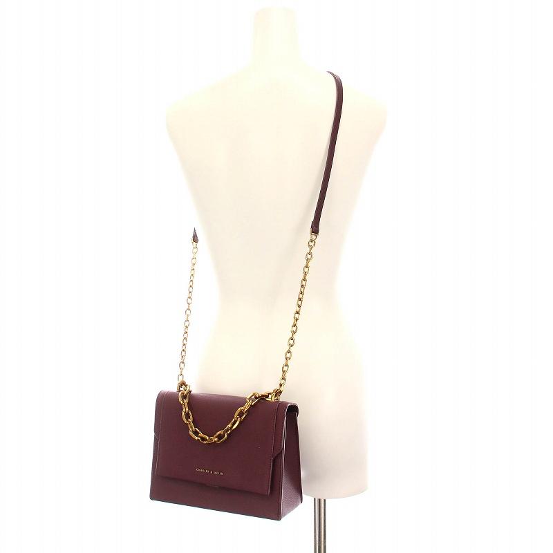 チャールズ&キース CHARLES&KEITH フロントフラップ チェーン