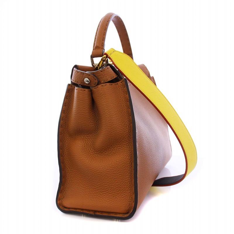 FENDI（フェンディ） ピーカブー アイコニック ミディアム セレリア