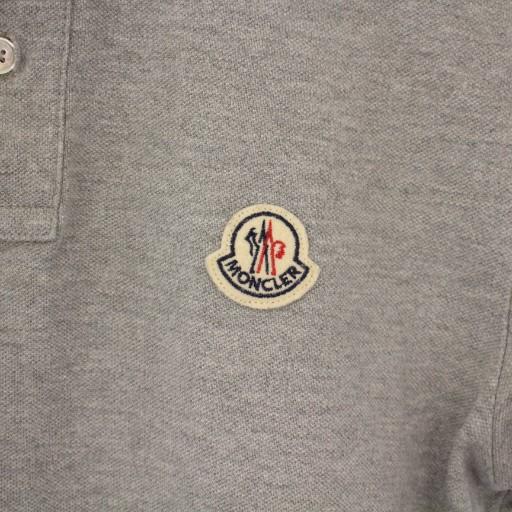 【人気ブランド】MONCLER ポロシャツ　ワンポイント刺繍　鹿の子　ベージュ 人気ブランド】MONCLER ポロシャツ ワンポイント刺繍 鹿の子