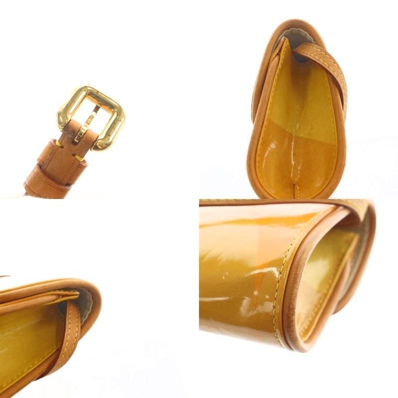 LOUIS VUITTON（ルイ・ヴィトン） ヴェルニ ポシェットフルール