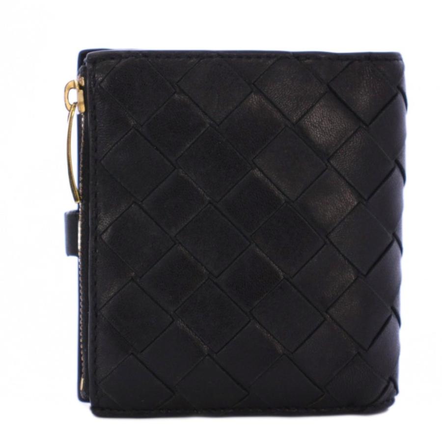 BOTTEGA VENETA（ボッテガ・ヴェネタ） イントレチャート 二つ折り財布