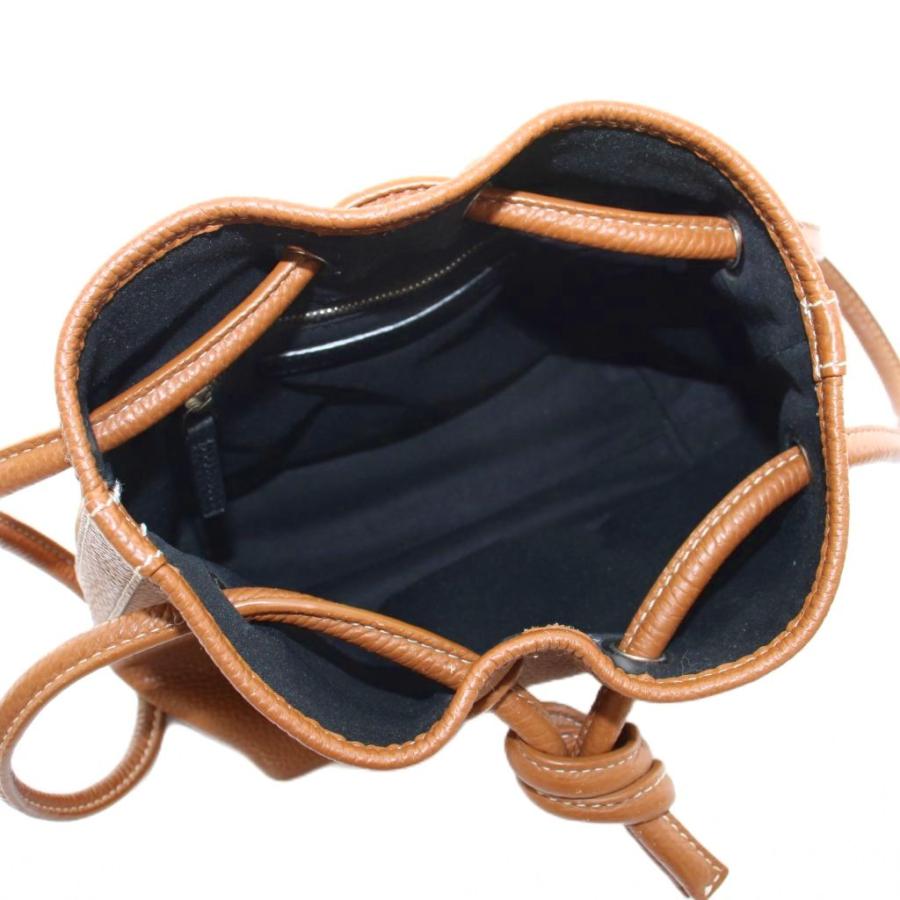 VASIC BOND MINI ヴァジック　ボンド　ミニ　レザー　巾着バッグ VASIC BOND MINI ヴァジック ボンド ミニ レザー 巾着バッグ