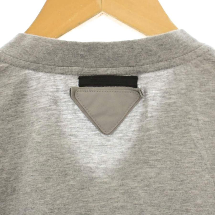 PRADA（プラダ） PRADA Tシャツ カットソー 半袖 Vネック 三角アイコン