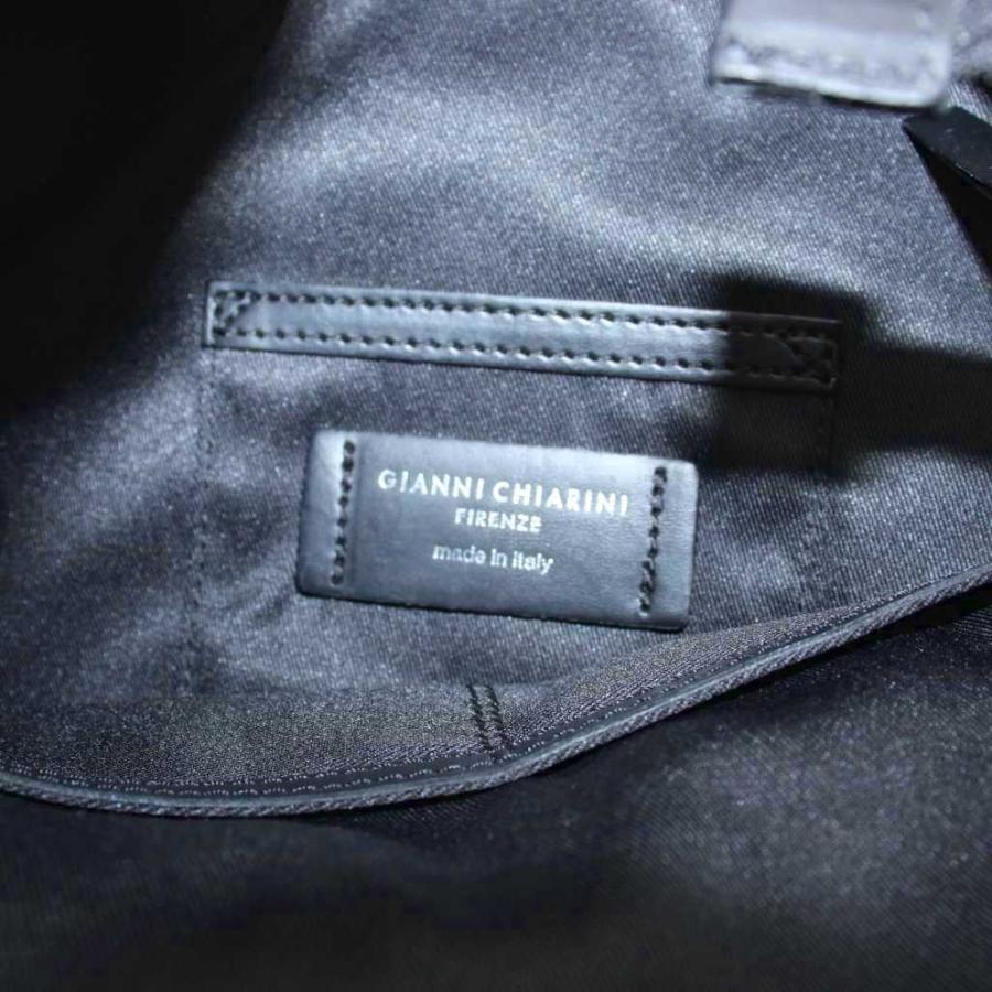 ジャンニキャリーニ GIANNI CHIARINI ワンショルダーバッグ レザー