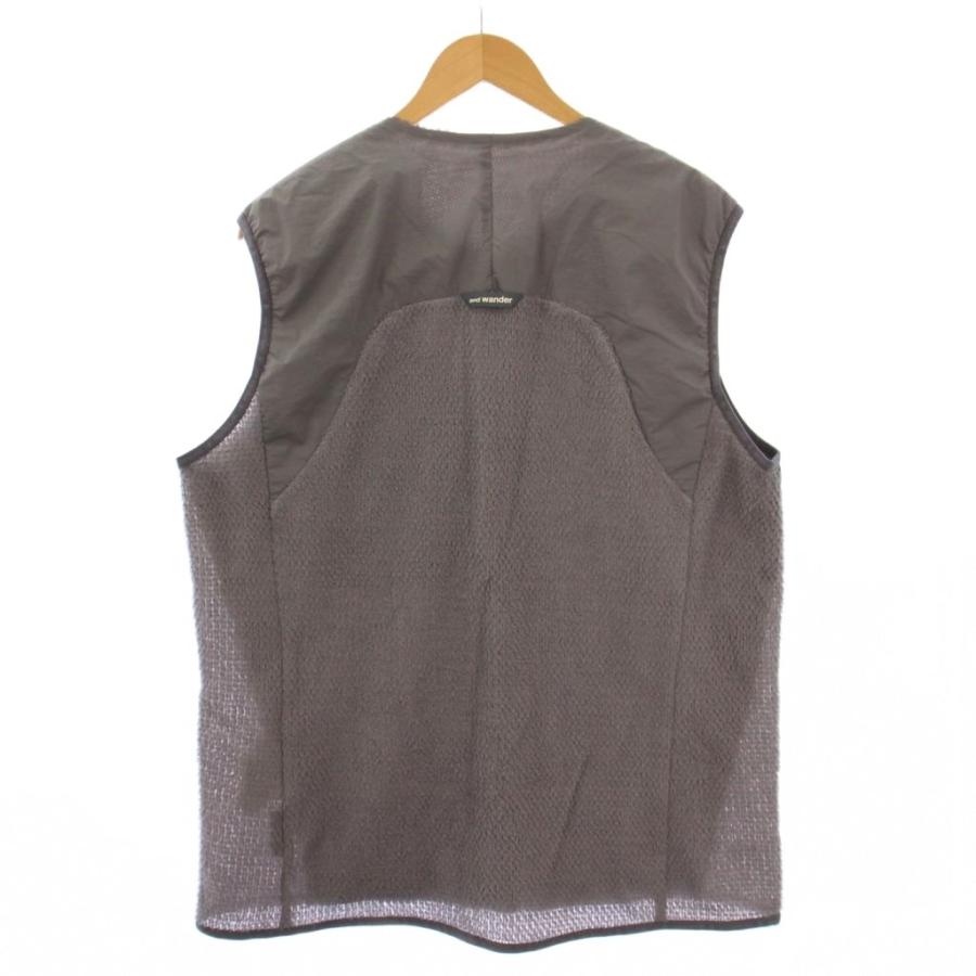 【中古】アンドワンダー アルファダイレクトベスト ジップアップ ショート丈 ストレッチ 切替 グレー 574-4241117 and wander（アンドワンダー） and wander alpha direct vest アルファ