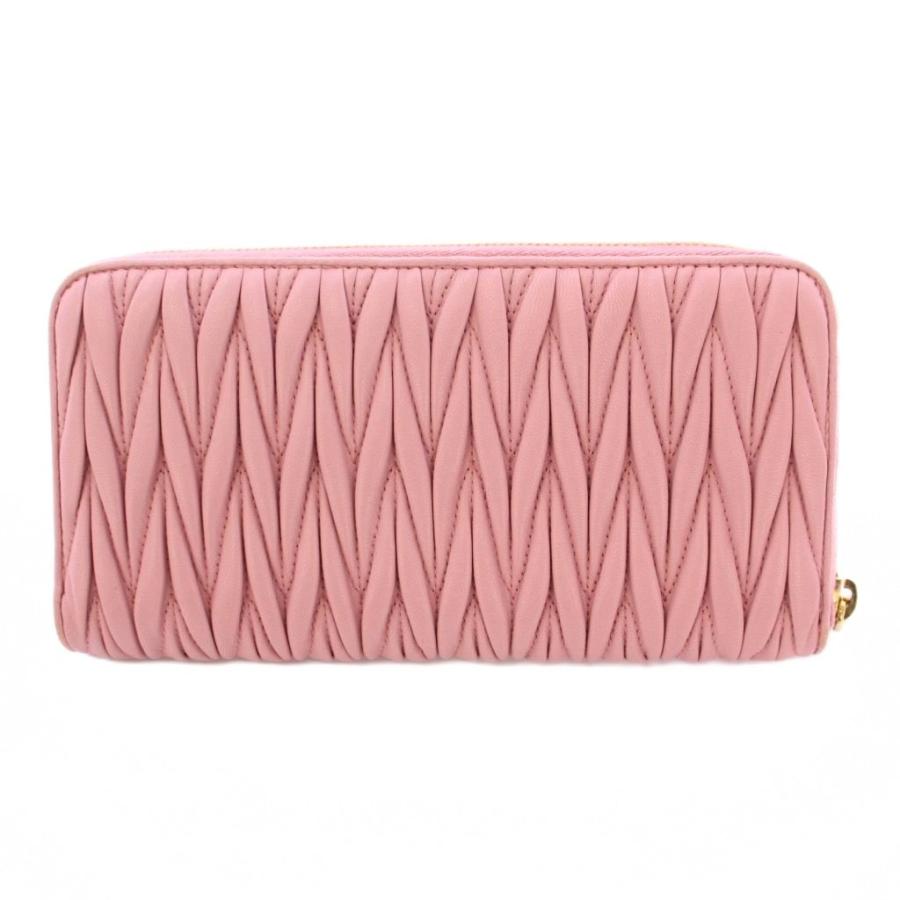 miu miu（ミュウミュウ） ラージマトラッセナッパレザーウォレット