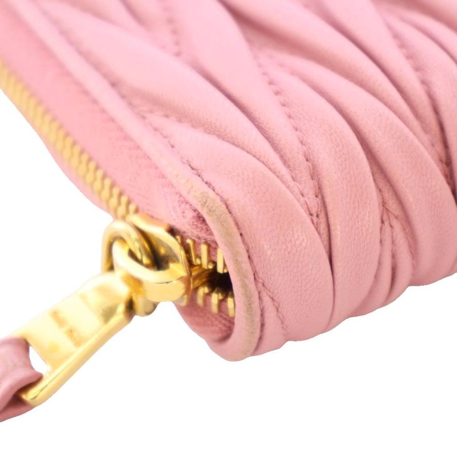 miu miu（ミュウミュウ） ラージマトラッセナッパレザーウォレット