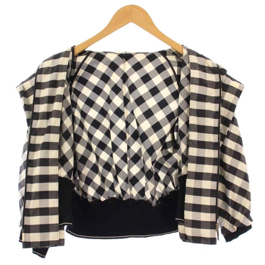 ヒロコ　コシノ　定価50,600円　花柄透かしジャガード生地仕様のジャケット‼︎ ヒロコ コシノ 定価50,600円 花柄透かしジャガード生地仕様の