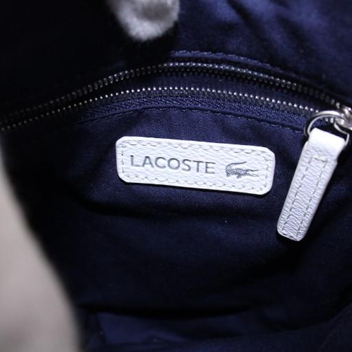 LACOSTE（ラコステ） ショルダーバッグ ピケ柄 ロゴ 総柄 PVC 白