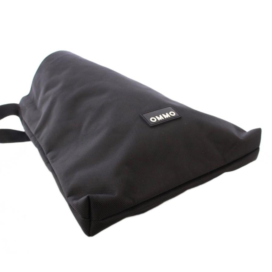 OMMO 新品ショルダーバッグ オーエムエムオー OMMO ショルダーバッグ ロゴ ワンポイント 黒