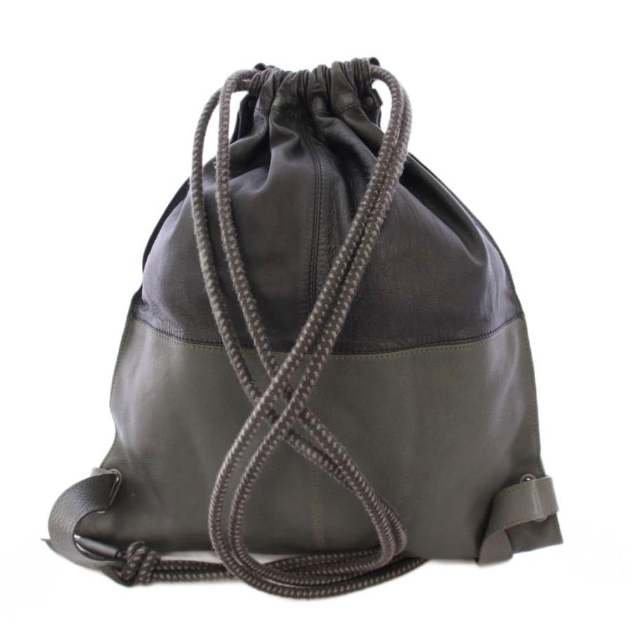 DIESEL（ディーゼル） 巾着バッグ ナップサック レザー ロゴ 黒