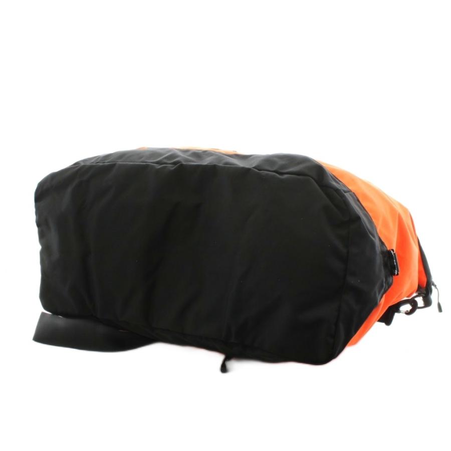 Supreme（シュプリーム） × ザノースフェイス 16AW エーペックス