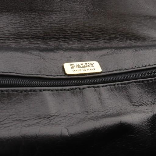 Bally（バリー） ショルダーバッグ チェーンショルダー 紺 ネイビー