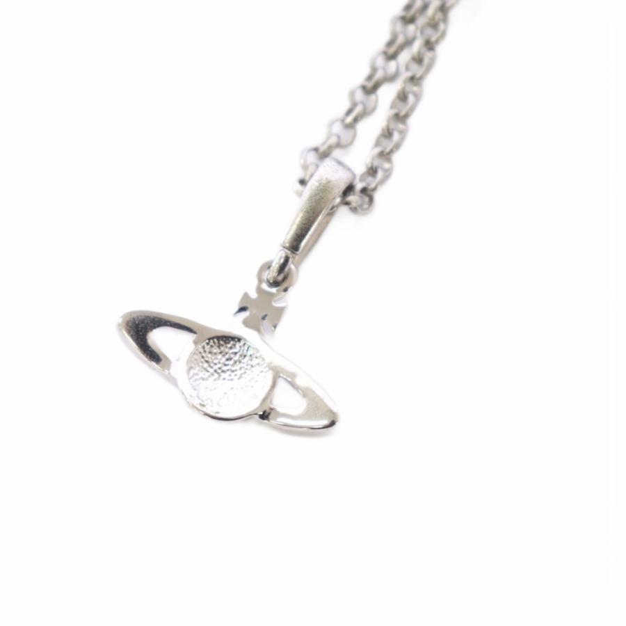 Vivienne Westwood（ヴィヴィアンウエストウッド） オーブ ネックレス