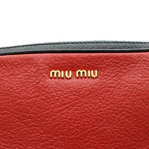 miu miu（ミュウミュウ） ショルダーバッグ レザー 赤 レッド 黒