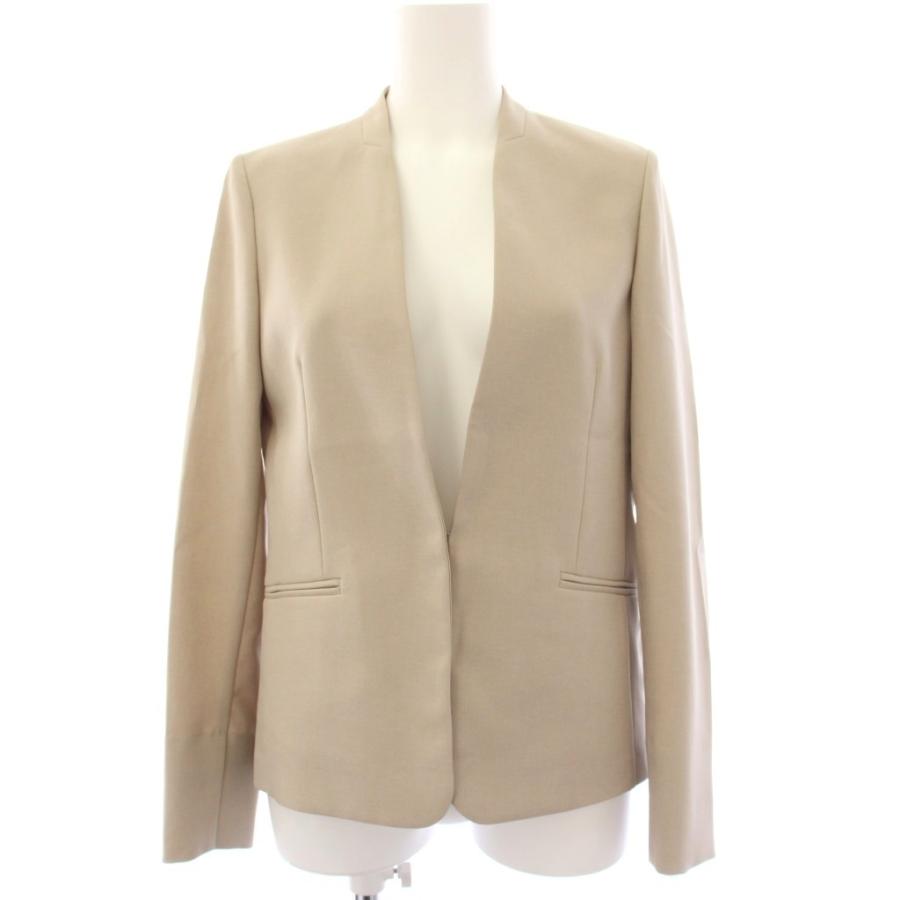 美品 PLST プラステ パンツスーツ ノーカラー ベージュ S 伸縮性 きちんと見えるのに、伸縮自在で動きやすい！プラステの次世代スーツ