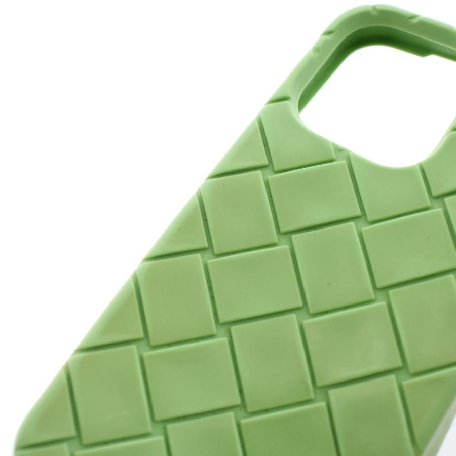 BOTTEGA VENETA（ボッテガ・ヴェネタ） イントレチャート スマホケース