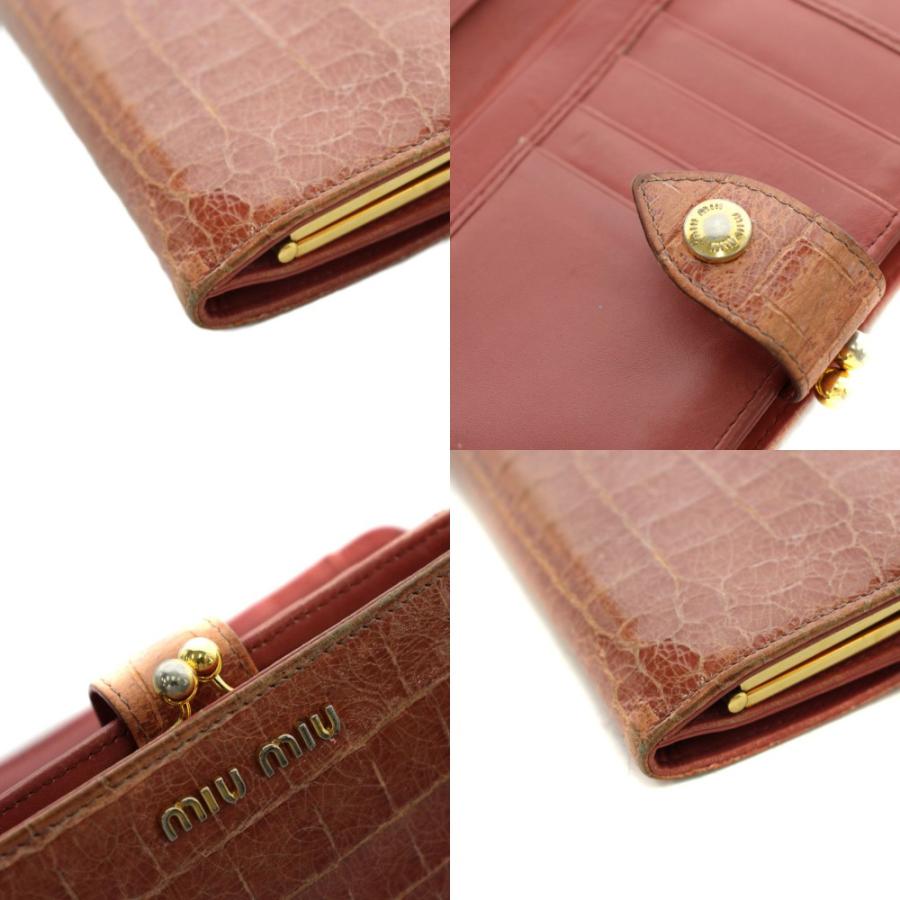 miu miu（ミュウミュウ） 財布 二つ折り 小銭入れ がま口 型押し