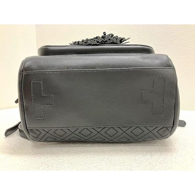 【中古】トリーバーチ TORY BURCH ラムレザー 巾着型リュックサック 黒 美品 45143 やや小さめ タッセル 子羊革 TORY BURCH（トリーバーチ） ラムレザー 巾着型リュックサック 黒 美品