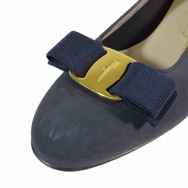 サルヴァトーレフェラガモ Salvatore Ferragamo ヴァラ ゴールド金具 