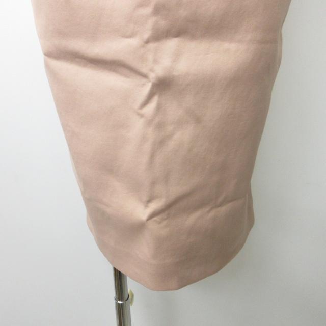 miu ミュウミュウ miumiu 美品 フリル タイトスカート バック