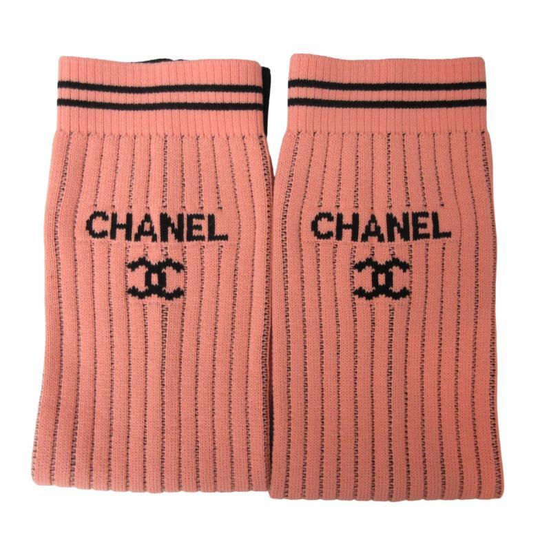 CHANEL 24C 完売品　レッグウォーマー　ゲートル　新作　新品 CHANEL 24C 完売品レッグウォーマーゲートル新作新品