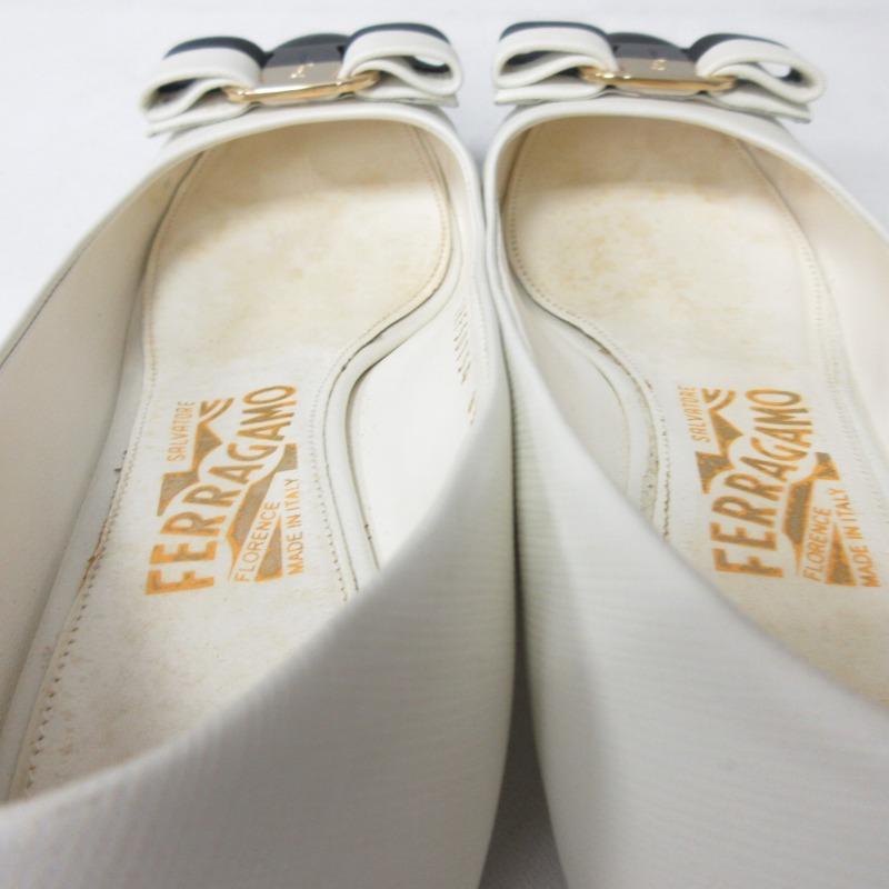 FERRAGAMO サルヴァトーレフェラガモ Salvatore Ferragamo ヴァラ 