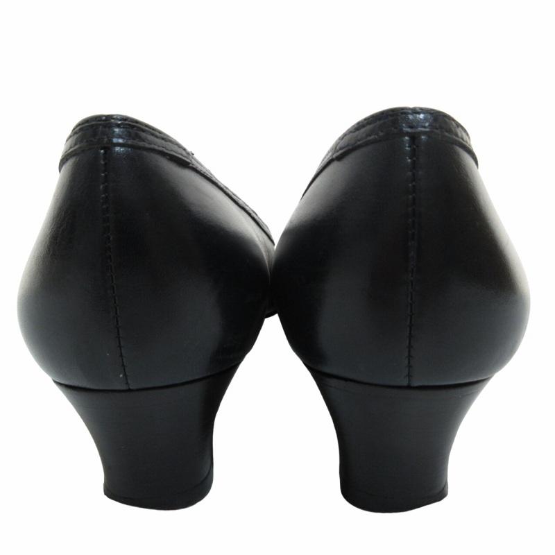 美品✨ フェラガモ ガンチーニ パンプス レディース 黒色 ガンチーニ パンプス - ウィメンズ | Ferragamo