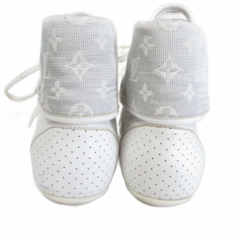 LOUIS VUITTON（ルイ・ヴィトン） モノグラム パンチングレザー