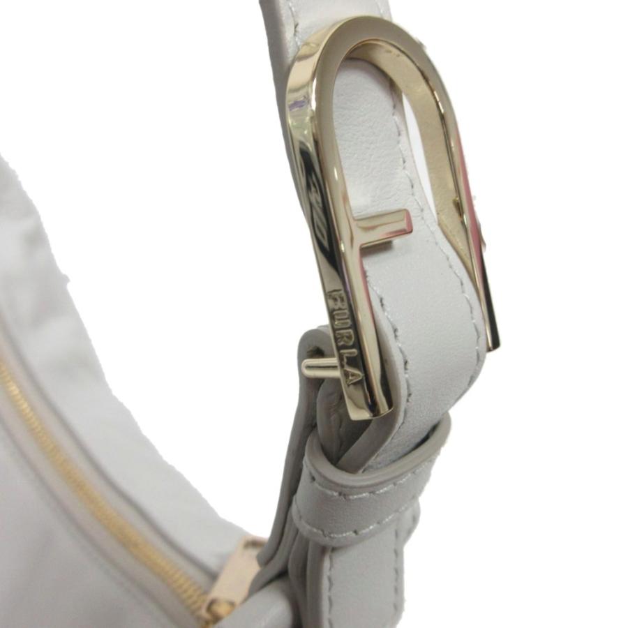 【中古】フルラ FURLA 美品 FLOW S SHOULDER BAG 25 WB01053 フロー ハンドバッグ レザー ロゴ 白 ホワイト 系 FURLA（フルラ） 美品 FLOW S SHOULDER BAG 25 WB01053 フロー