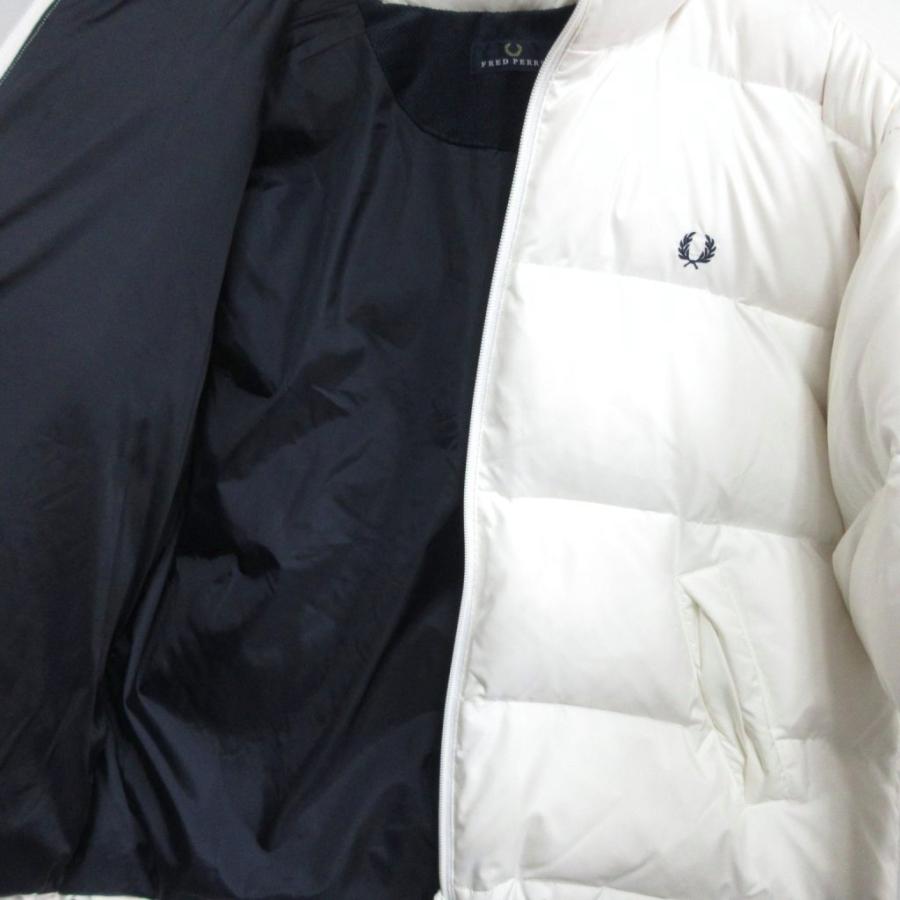 FRED PERRY（フレッドペリー） ダウンジャケット ブルゾン ショート