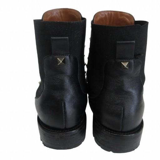 ヴァレンティノ ガラヴァーニ VALENTINO GARAVANI ロックスタッズ