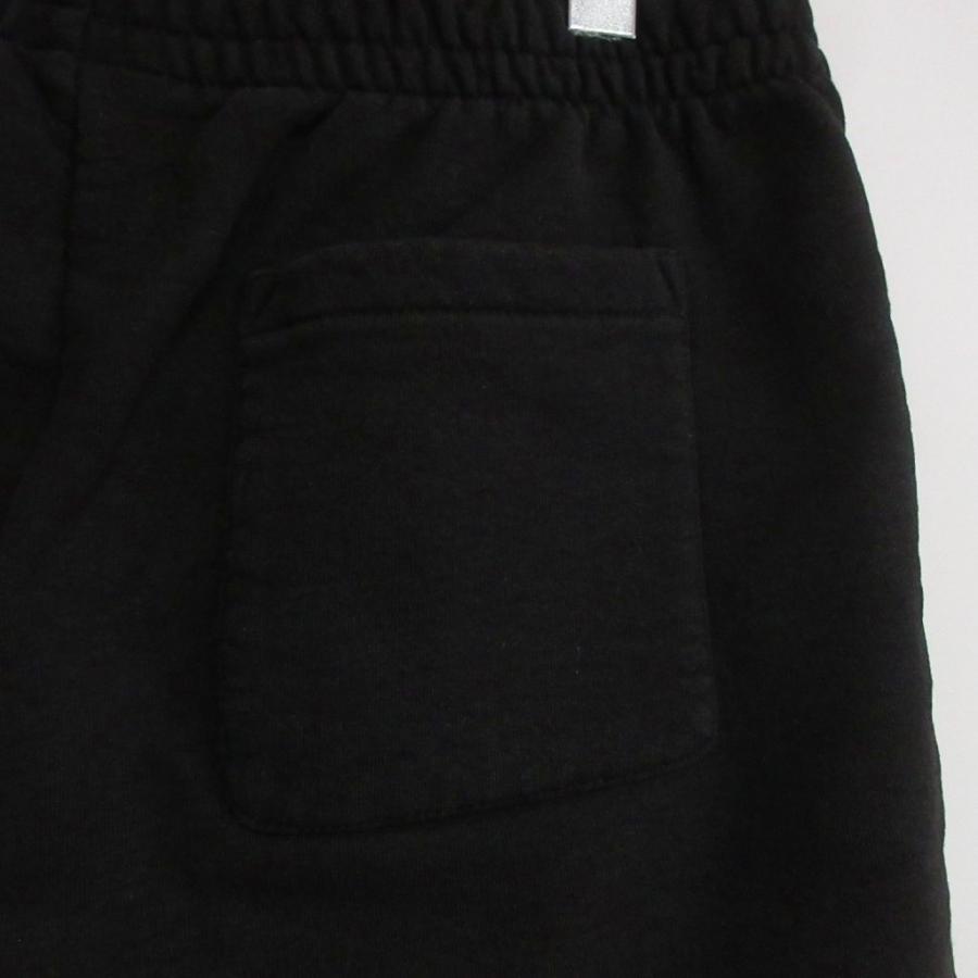 シュプリームsupremeスモールボックススウェットハーフパンツs 黒 Supreme（シュプリーム） SUPREME small box Sweat Shorts ハーフ