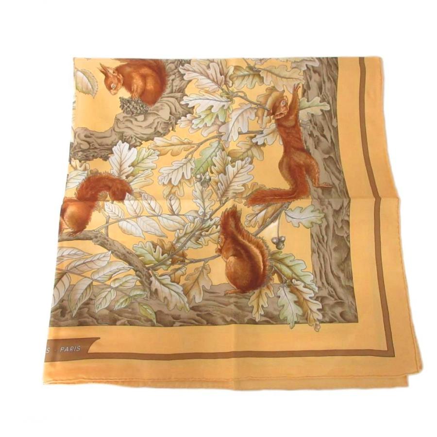 HERMES（エルメス） 美品 スカーフ カレ90 CASSE-NOISETTE くるみ割り