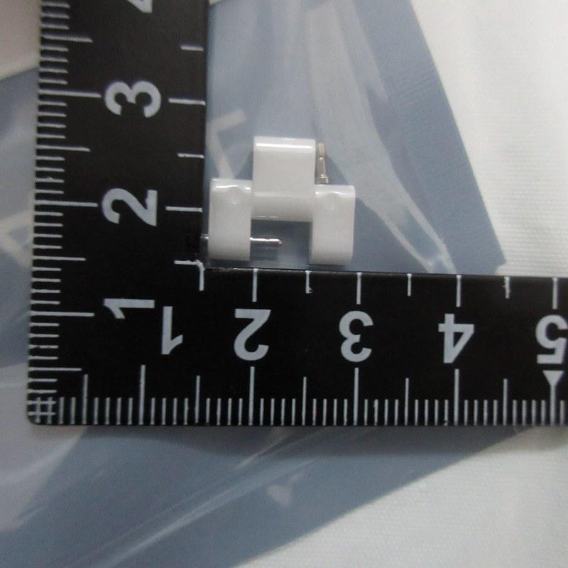 CHANEL（シャネル） 未使用品 未開封 J12 33MM 幅14mm 腕時計 コマ