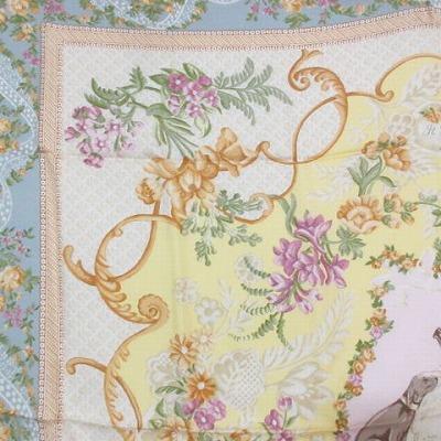 ETRO エトロ 美品 シルクスカーフ 大判 花柄 正方形 マルチ ETRO エトロ 美品 シルクスカーフ 大判 花柄 正方形 マルチ