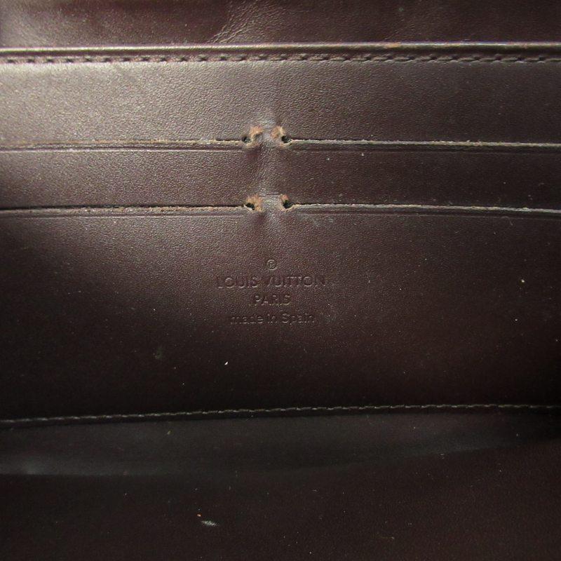 LOUIS VUITTON（ルイ・ヴィトン） モノグラム・ヴェルニ ジッピー