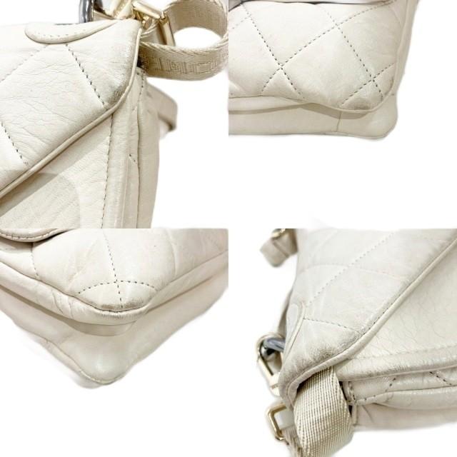 CHANEL シャネル マトラッセ ホワイト ジップパース ラムスキン CHANEL（シャネル） マトラッセ 2WAY ショルダーバッグ ハンドバッグ