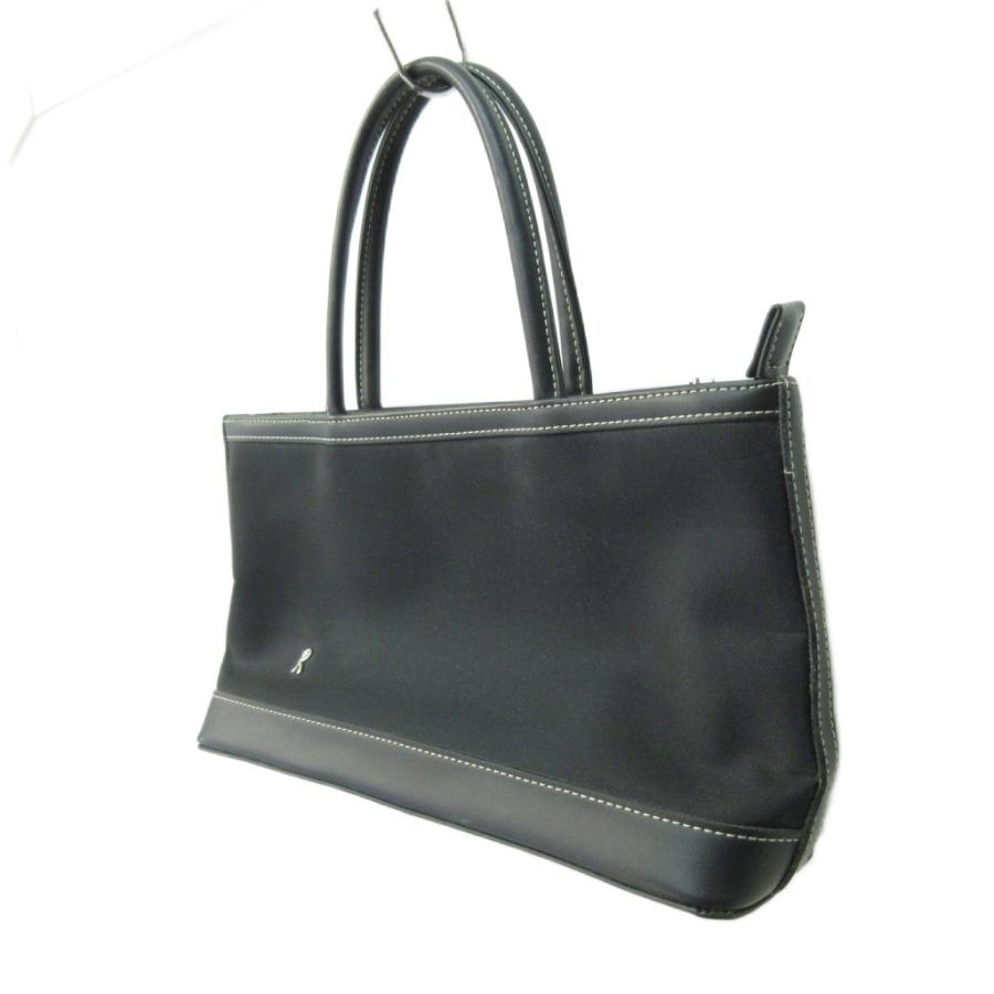 Roberta di Camerinoロベルタバゴンギ ミニハンドバッグがま口 Roberta di Camerinoロベルタバゴンギ ミニハンドバッグがま口