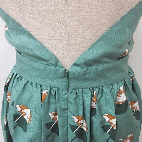 GUCCI（グッチ） ワンピース ドレス ノースリーブ ホルターネック ひざ