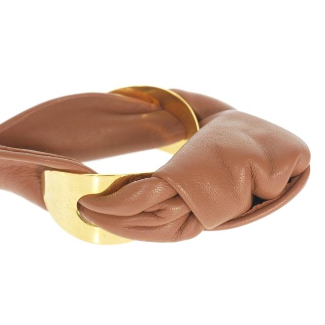 未使用品 フミエタナカ FUMIE TANAKA CROISSANT BANGLEF レザー 
